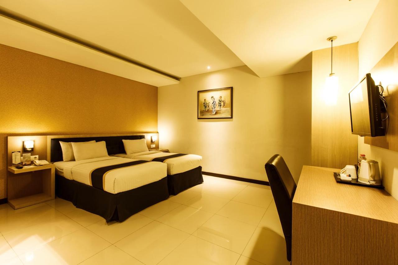 D'Best Hotel Pasar Baru Bandung Kültér fotó