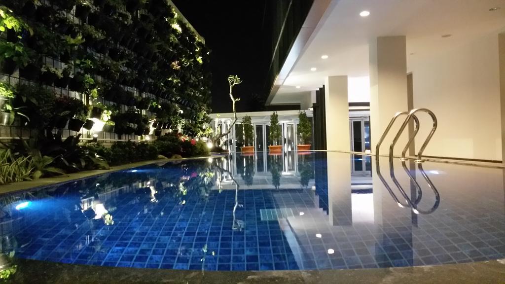 D'Best Hotel Pasar Baru Bandung Kültér fotó