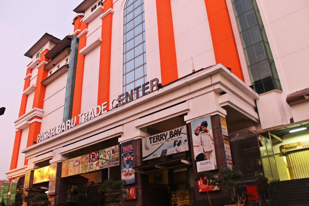 D'Best Hotel Pasar Baru Bandung Kültér fotó